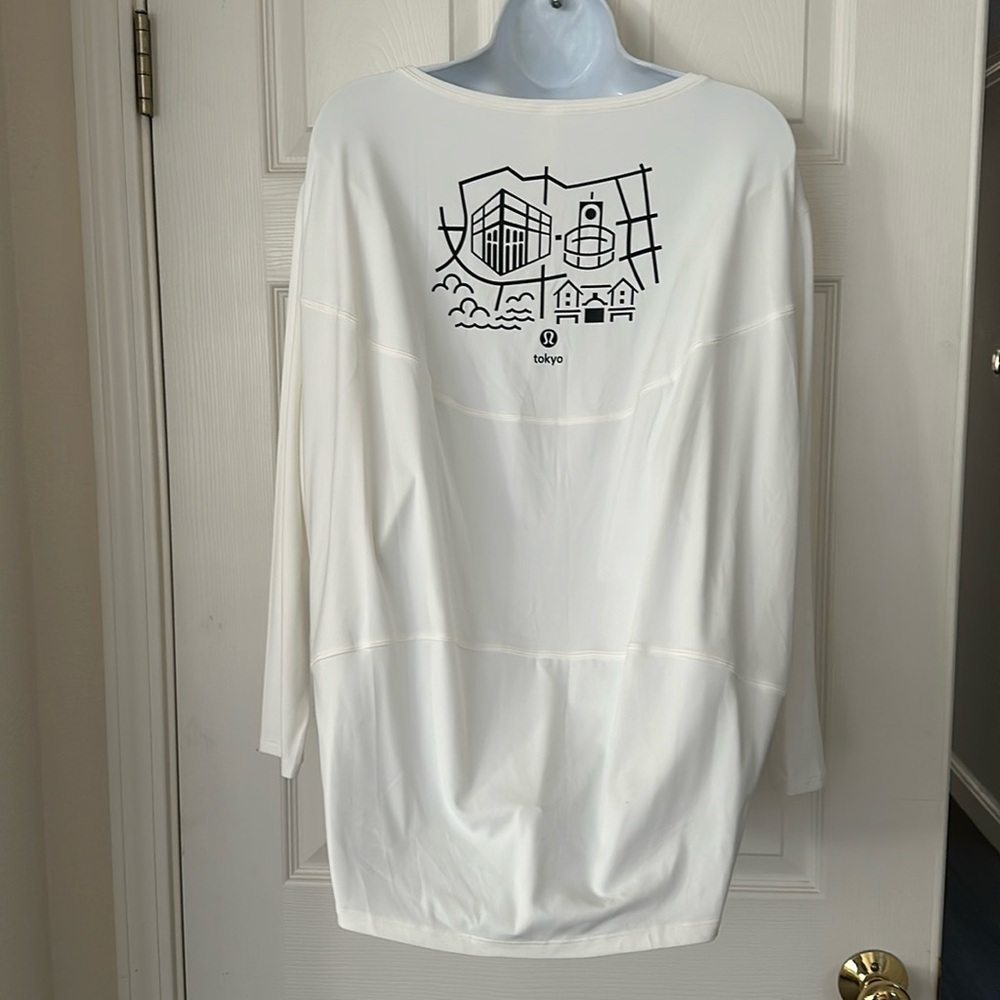 LULULEMON Tokyo Back in Action Long Sleeve Tee Top WHITE 6 🤍